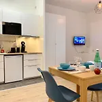 Appart'village Le Vieux Centre T1,t2,t3 - Parking - Thermes Appartement