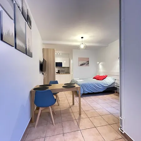 Appart'village Le Vieux Centre T1,t2,t3 - Parking - Thermes