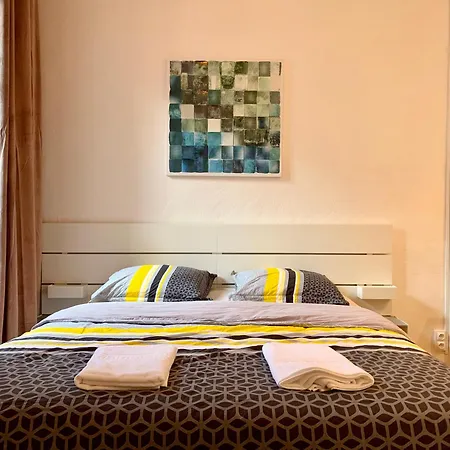 Appart'village Le Vieux Centre T1,t2,t3 - Parking - Thermes *