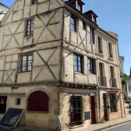 Appart'village Le Vieux Centre T1,t2,t3 - Parking - Thermes Apartment