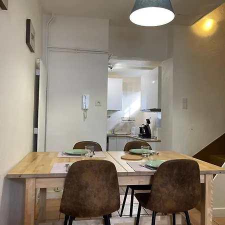 Apartment Appart'village Le Vieux Centre T1,t2,t3 - Parking - Thermes *