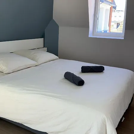 Appart'village Le Vieux Centre T1,t2,t3 - Parking - Thermes Lejlighed